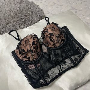 32B Victoria’s Secret Black Bralette